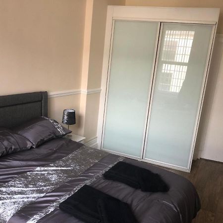 Sandy Pad'S Apartments Rhyl Luaran gambar